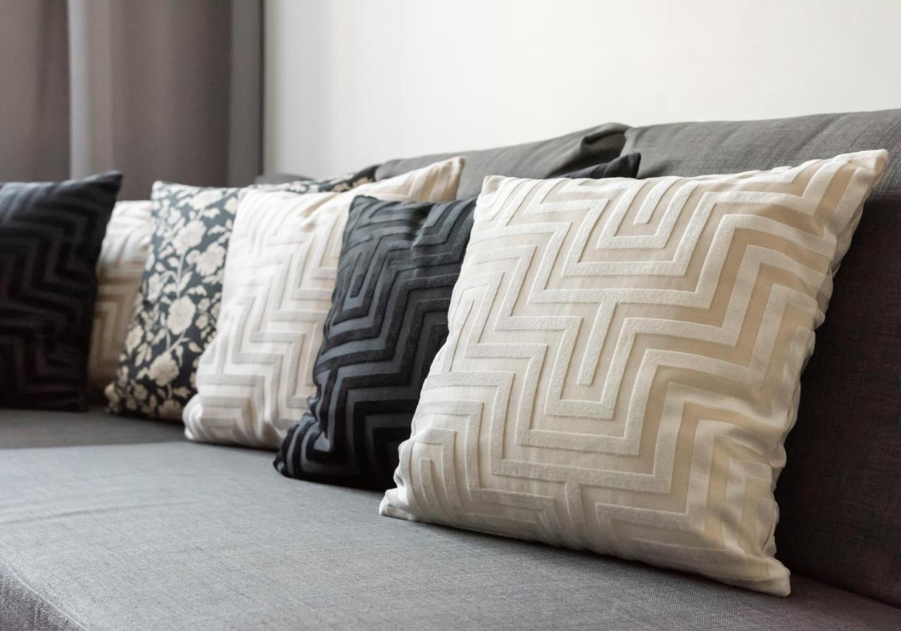 Nowogrodzka Grey Apartment Warsaw Ngoại thất bức ảnh
